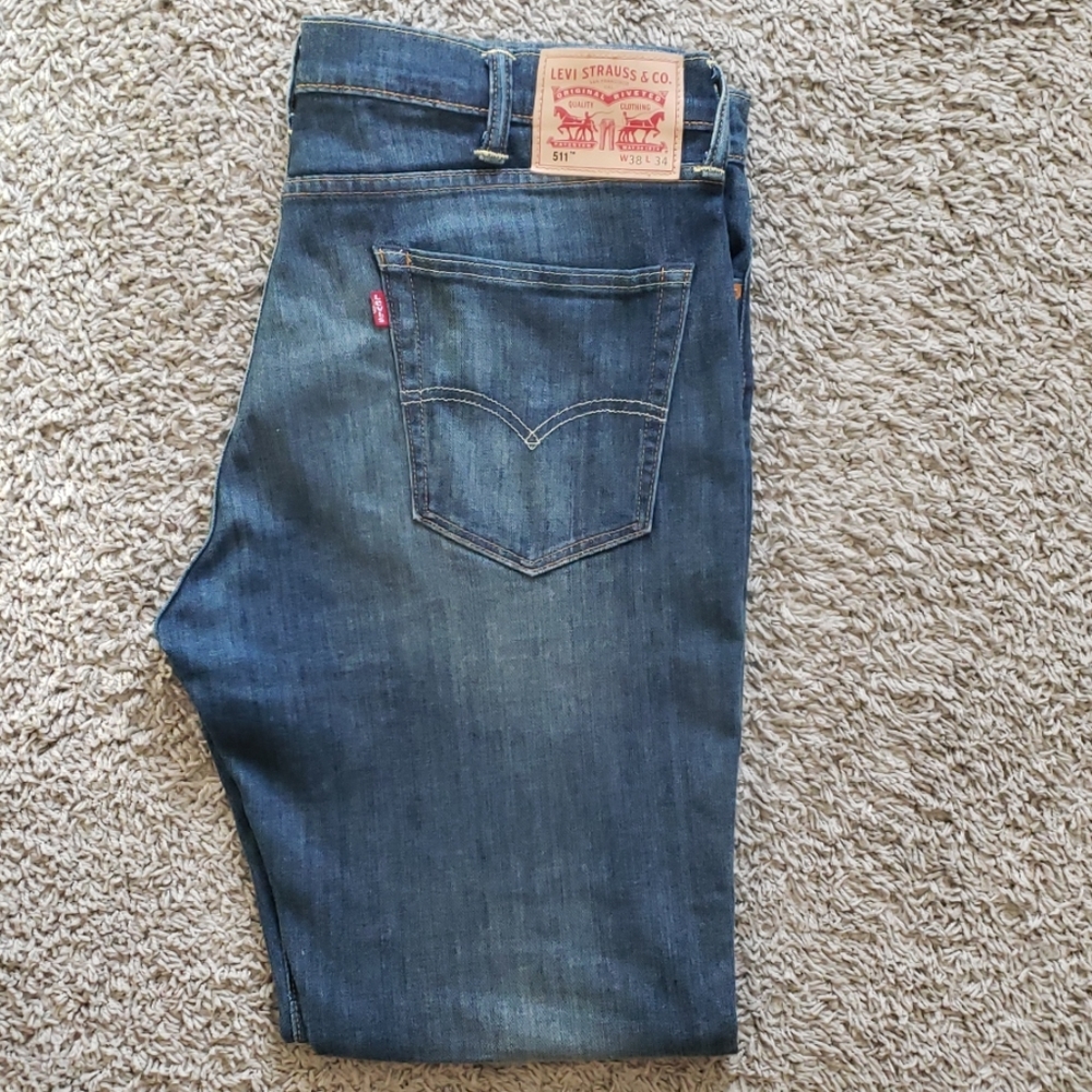 Levi jeans!!
